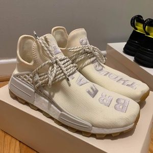 Meet your Posher, Logan